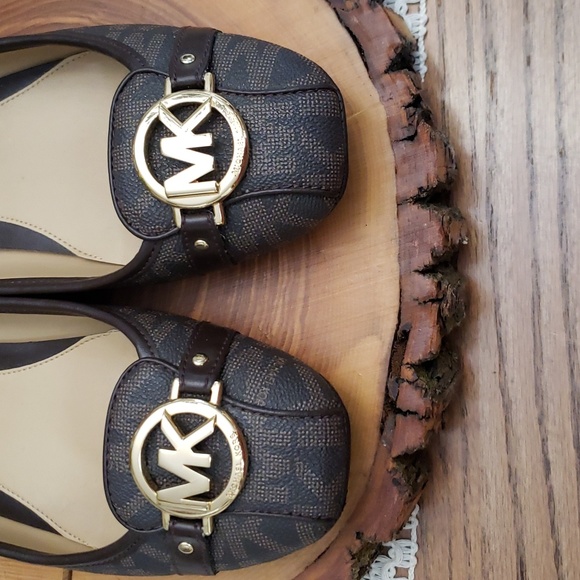 Michael Kors Flats SIZE 9.5 - Picture 3 of 8